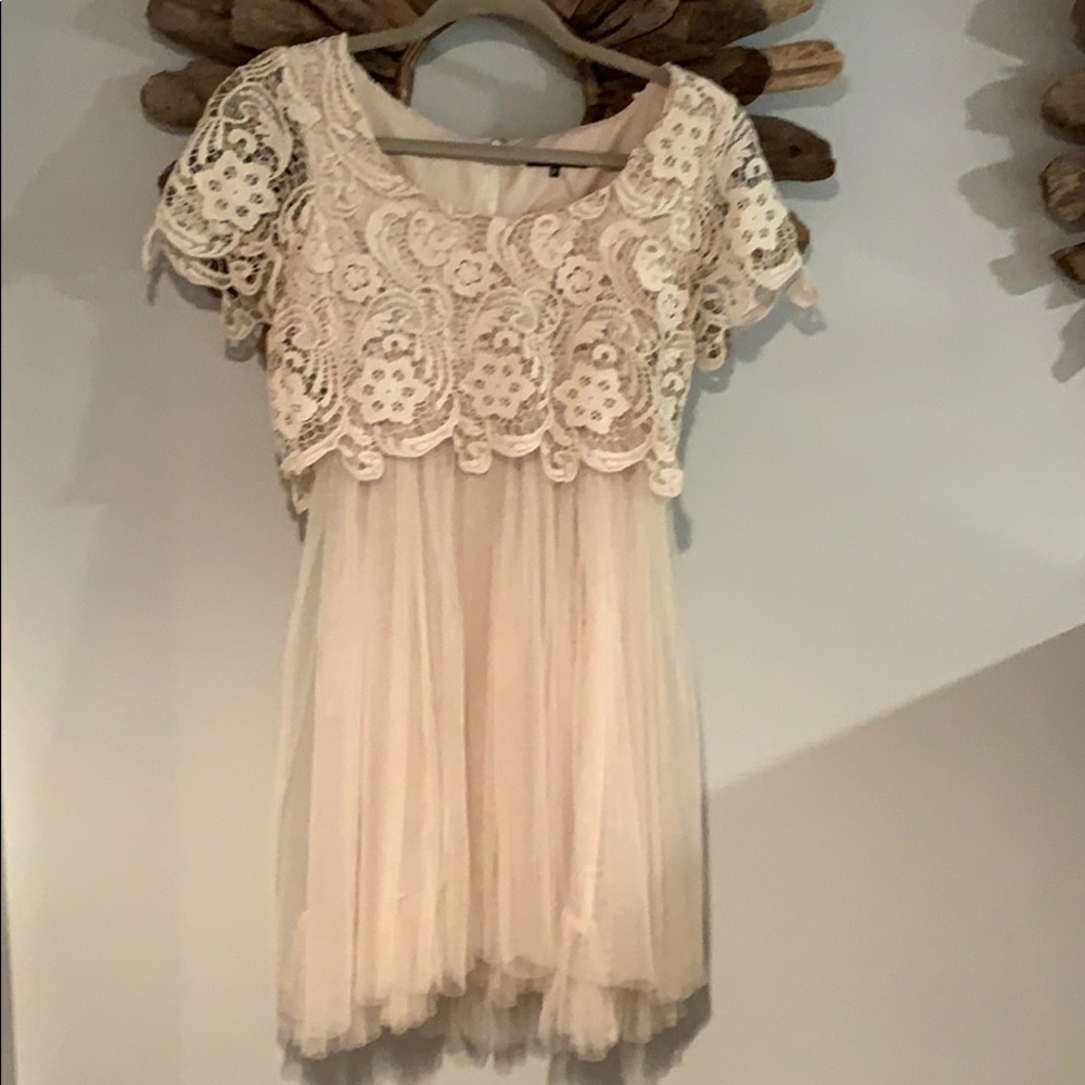 Cream lace & tulle dress